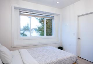 Brand-new 4 BR, family-friendly duplex is your home away from home in Vancouver! - Vancouver - 1
