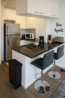 Studio Apt Comfy & Sunlit - Algonquin 5A - Chicago - 4