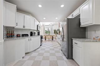 6BD-3BA Designer Oasis - Sleeps 14 - ATL Metro - - 1