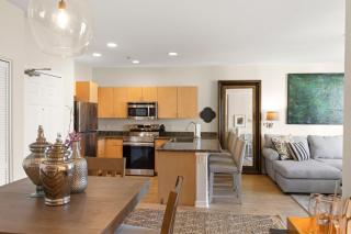 Cityscape Hive Heart of Little Italy - 7