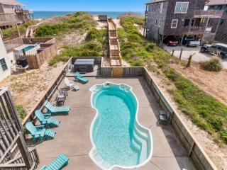 7030 Explorers Beacon Oceanfront PoolHot Tub - Nags Head - 2