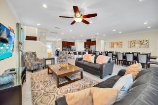 Last Minute Disney Getaway! Private Pool, Hot Tub & Games Room. Book Now! #85995 - Orlando - 1