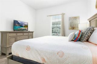 Last Minute Disney Getaway! Private Pool, Hot Tub & Games Room. Book Now! #81879 - Davenport - 1