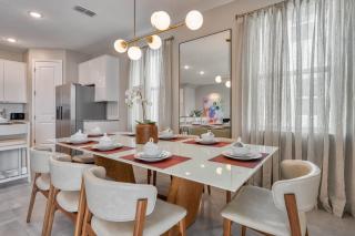 Last Minute Disney Getaway! Private Pool, Hot Tub & Games Room. Book Now! #92789 - Orlando - 1