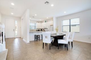 Last Minute Disney Getaway! Private Pool, Hot Tub & Games Room. Book Now! #29116 - Orlando - 2