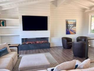 Lake Tahoe Vacation Rental Fireplace and Balcony - Incline Village - 8