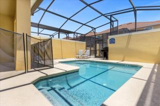Last Minute Disney Getaway! Private Pool, Hot Tub & Games Room. Book Now! #98229 - Kissimmee - 0
