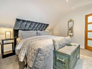 1 Bed in Shrewsbury 73521 - Ford - 2
