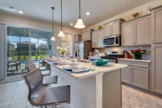 Last Minute Disney Getaway! Private Pool, Hot Tub & Games Room. Book Now! #95027 - Davenport - 5