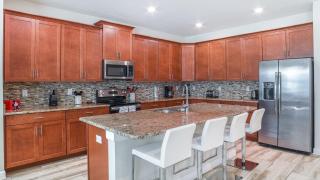 Last Minute Disney Getaway! Private Pool, Hot Tub & Games Room. Book Now! #43167 - Kissimmee - 4