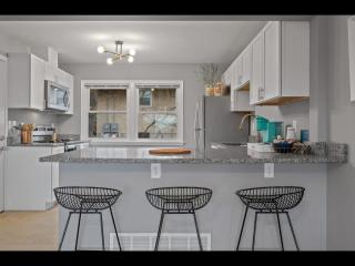 Charming St Paul Two Bedroom Home - Saint Paul - 8