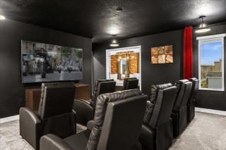 Last Minute Disney Getaway! Private Pool, Hot Tub & Games Room. Book Now! #77859 - Kissimmee - 0