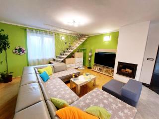 Family-friendly apartments with swimming pools Pula - 24352 - Pula - 2