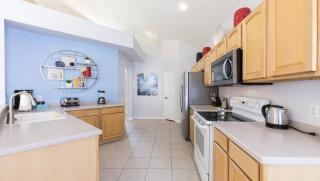 Last Minute Disney Getaway! Private Pool, Hot Tub & Games Room. Book Now! #56513 - Orlando - 3