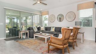 Last Minute Disney Getaway! Private Pool, Hot Tub & Games Room. Book Now! #36052 - Kissimmee - 2