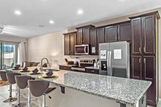 Last Minute Disney Getaway! Private Pool, Hot Tub & Games Room. Book Now! #65971 - Kissimmee - 2