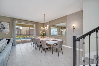 Last Minute Disney Getaway! Private Pool, Hot Tub & Games Room. Book Now! #95021 - Kissimmee - 1