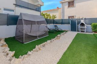 Apartments with parking spaces Vir - 21751 - Vir - 4