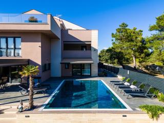 Family-friendly apartments with swimming pools Vir - Kozjak, Vir - 22971 - Vir - 7