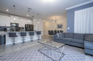 Last Minute Disney Getaway! Private Pool, Hot Tub & Games Room. Book Now! #66511 - Kissimmee - 4