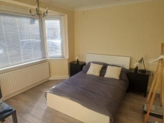 1930s conversion two apartment - 9