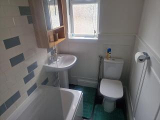 1930s conversion two apartment - Harold Wood - 5