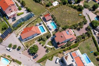 Family-friendly apartments with swimming pools Jurandvor, Krk - 24113 - Baška - 9