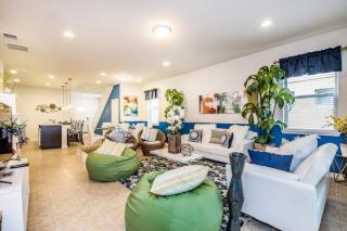 Last Minute Disney Getaway! Private Pool, Hot Tub & Games Room. Book Now! #16416 - Kissimmee - 3