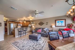 WW D302 Chateau Relaxeau - New Braunfels - 5