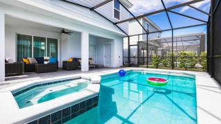 Last Minute Disney Getaway! Private Pool, Hot Tub & Games Room. Book Now! #79735 - Davenport - 0