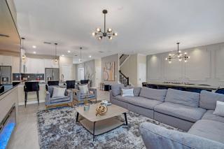 Last Minute Disney Getaway! Private Pool, Hot Tub & Games Room. Book Now! #29124 - Kissimmee - 2