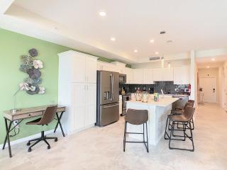 Last Minute Disney Getaway! Private Pool, Hot Tub & Games Room. Book Now! #88081 - Kissimmee - 5