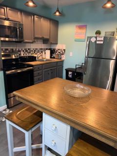 2 Blocks from Convention Center - Wildwood - 4