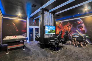 Last Minute Disney Getaway! Private Pool, Hot Tub & Games Room. Book Now! #78229 - Kissimmee - 0