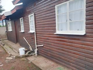 house no 672 simile sabie location - Vosburg - 6