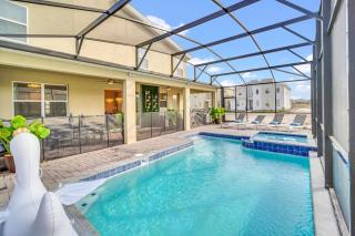 Last Minute Disney Getaway! Private Pool, Hot Tub & Games Room. Book Now! #82561 - Kissimmee - 0
