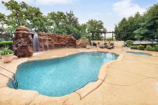 Best Western Premier Crown Chase Inn & Suites - Denton - 9
