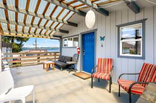2nd Floor Studio #4 with Ocean View and Covered Deck - Blaine - 7