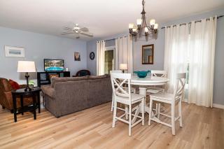 4108-1P Relax in this 1 BR Peaceful Haven - 7