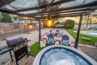 Sunshine Villa: Karaoke, Pool, Spa & Arcades - El Cajon - 6