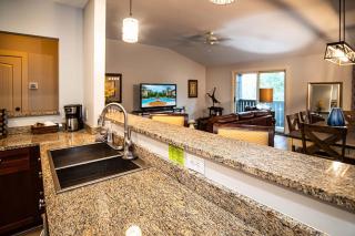 4310-1P Charmingly Chic for entertaining - 4