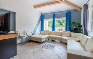 Amazing Home In Le Val - Le Val - 8