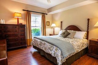 Updated new floors - secluded courtyard 5107-1 - St. Augustine - 1