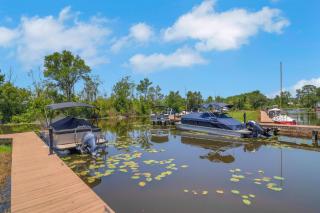 Lake Haven Retreat Private Dock & Peaceful Views - 0