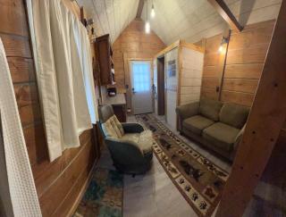Historic Chulitna River Lodge - 4