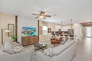 Last Minute Disney Getaway! Private Pool, Hot Tub & Games Room. Book Now! #39978 - Kissimmee - 4