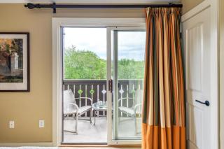 Luxury Suite w kitchenette & balcony-pool 6304L - 4