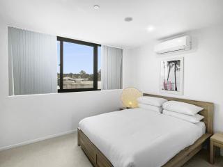 Coastal Chic in Batemans Bay Your Perfect Escape - 1