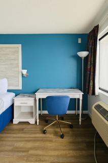 Ozark Inn and Suites - Osage Beach - 8