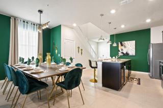 Last Minute Disney Getaway! Private Pool, Hot Tub & Games Room. Book Now! #79725 - Davenport - 1